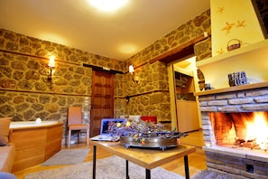 Suite, Hot Tub