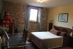 Kahden hengen huone (yksi tai kaksi sänkyä) | Ilmaiset vauvansängyt, ilmainen Wi-Fi, vuodevaatteet