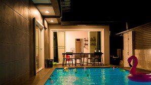 3-Bedroom Pool Villa  | Hiên