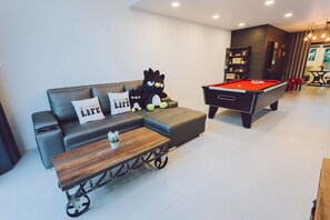3-Bedroom Pool Villa  | Living area | Flat-screen TV