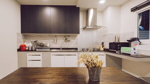 3-Bedroom Pool Villa  | Bếp riêng