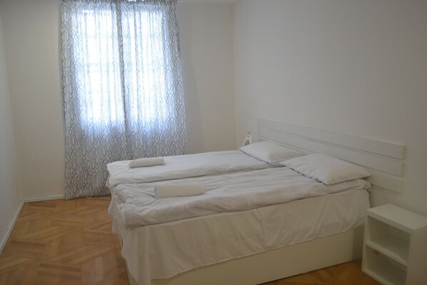 Basic Double or Twin Room - Guest House 36 (Tbilisi)