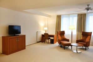 Flat-screen TV - Hotel Parklon (Kassel)