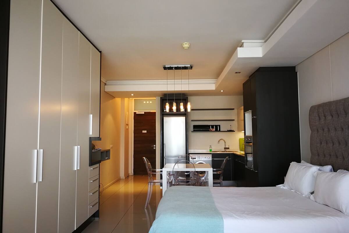 Appartement supérieur | Literie de qualité, coffre-fort, bureau