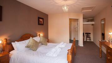 Kamar Double Deluks | Wi-Fi gratis dan dapat diakses tamu berkursi roda