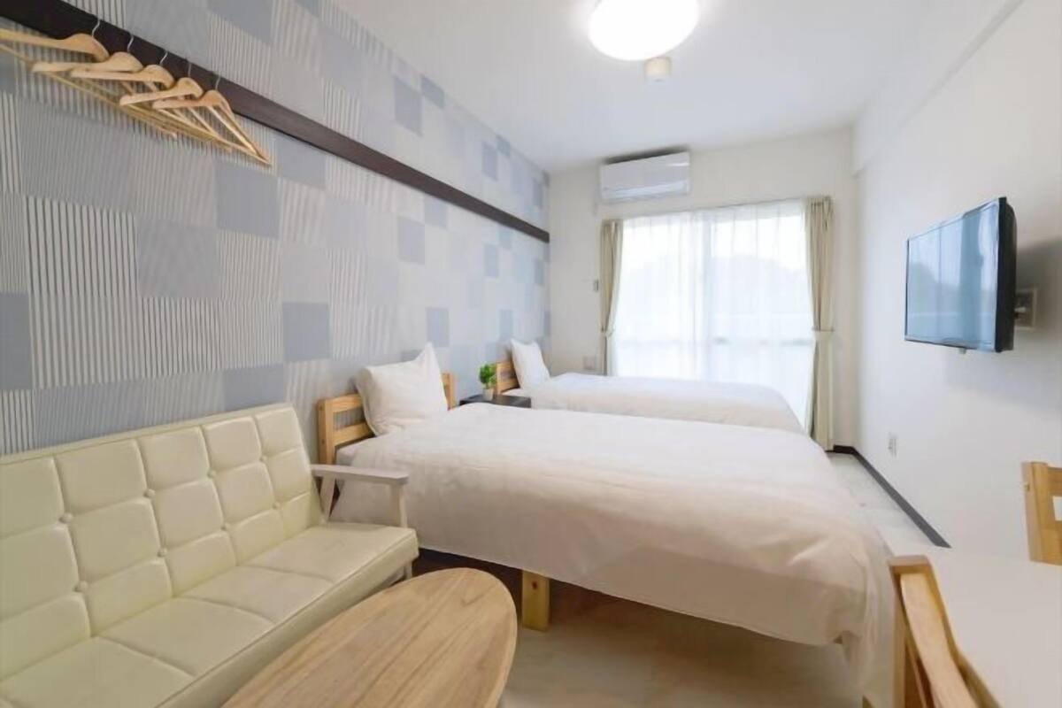 1 bedroom, desk, laptop workspace, free WiFi