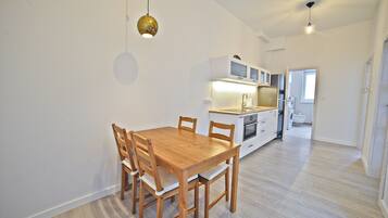 Basic Suite, 1 Bedroom, Non Smoking, Kitchen | Private kitchenette