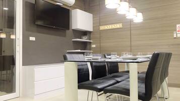 3-Bedroom Pool Villa  | Spisning på værelset