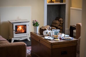 Flat-screen TV - Kilmaronock Manse B&B (Alexandria)