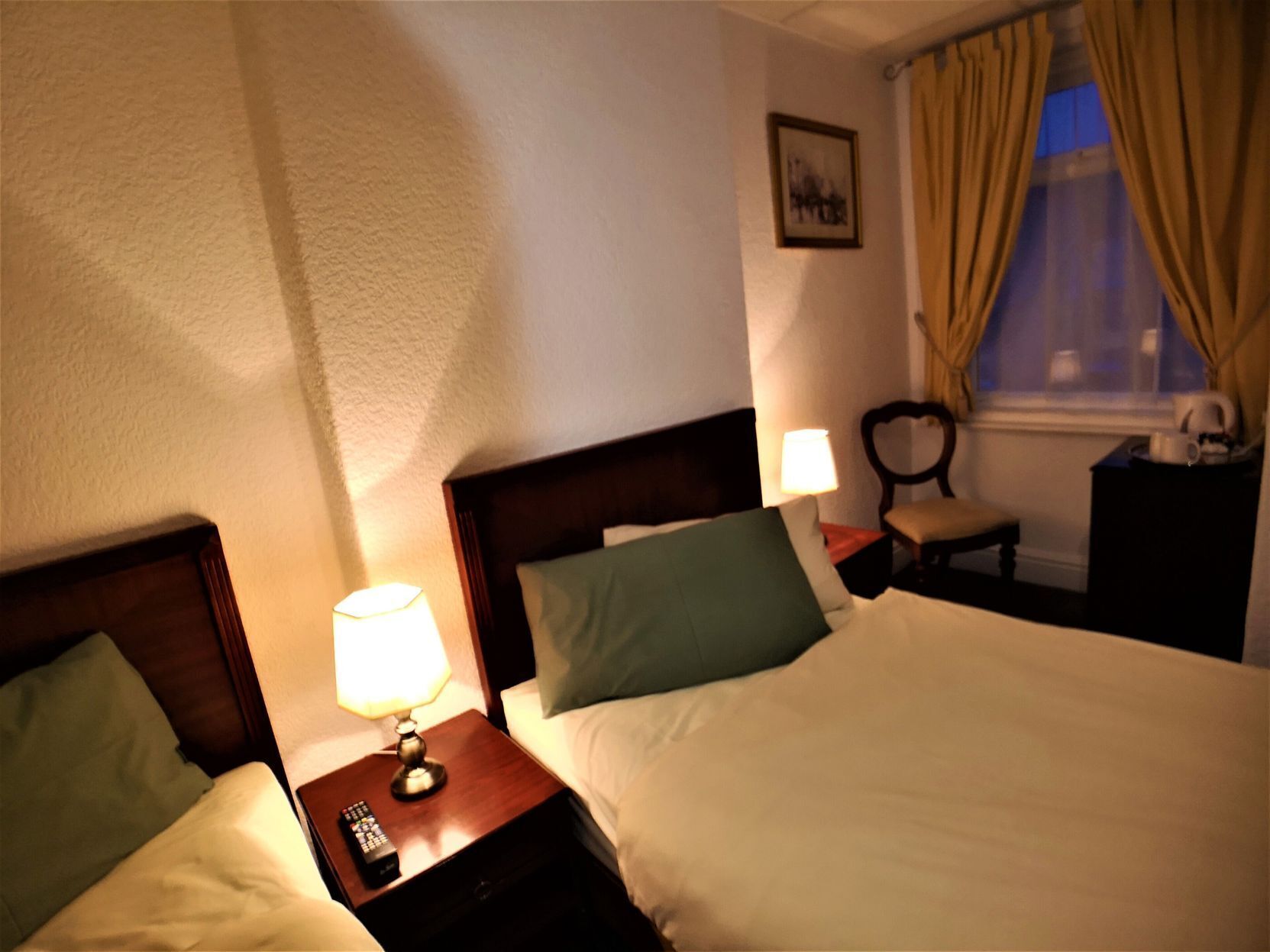 Free WiFi, bed sheets