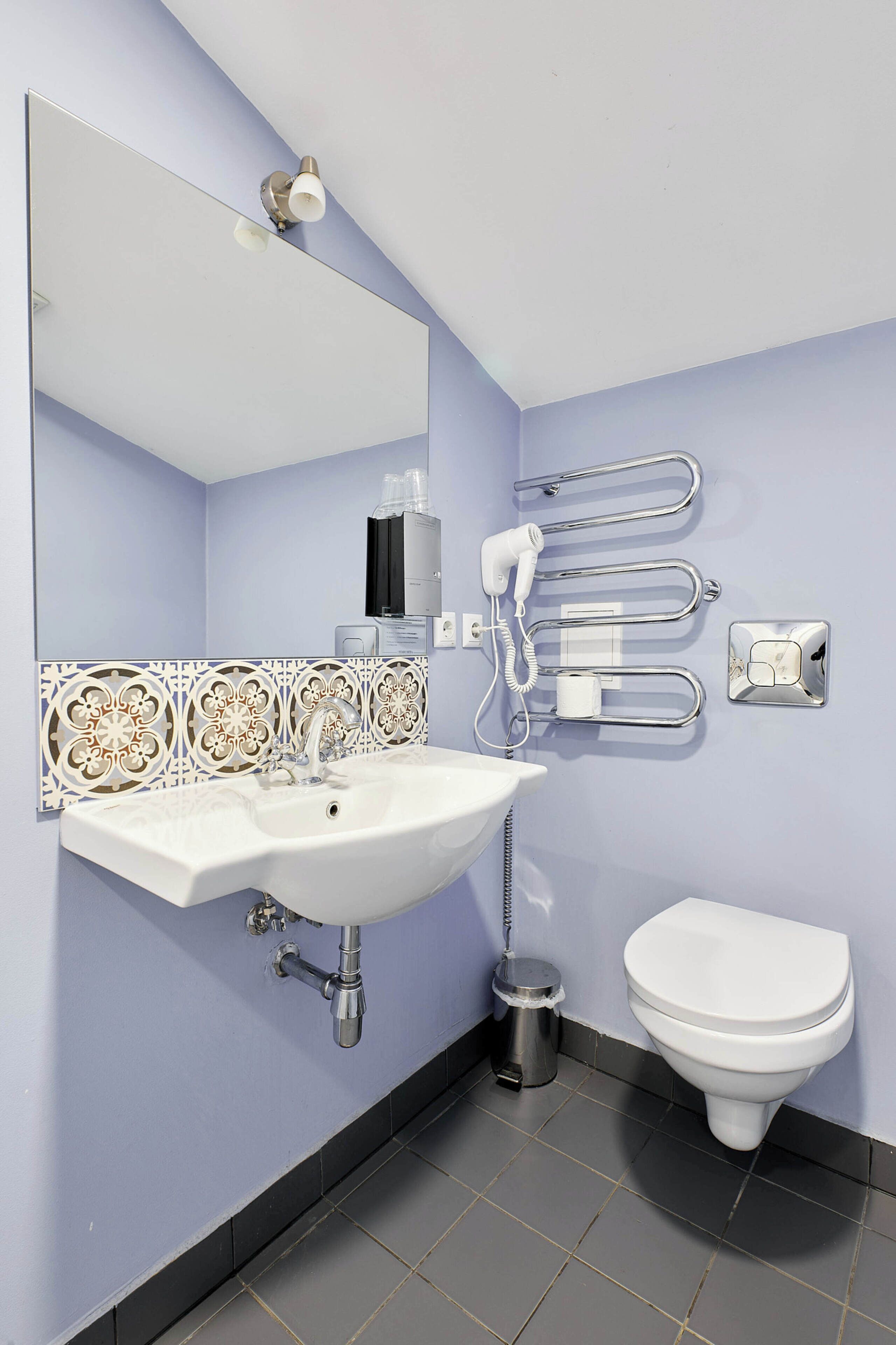 Double or Twin Room | Bathroom | Free toiletries, hair dryer, towels, soap