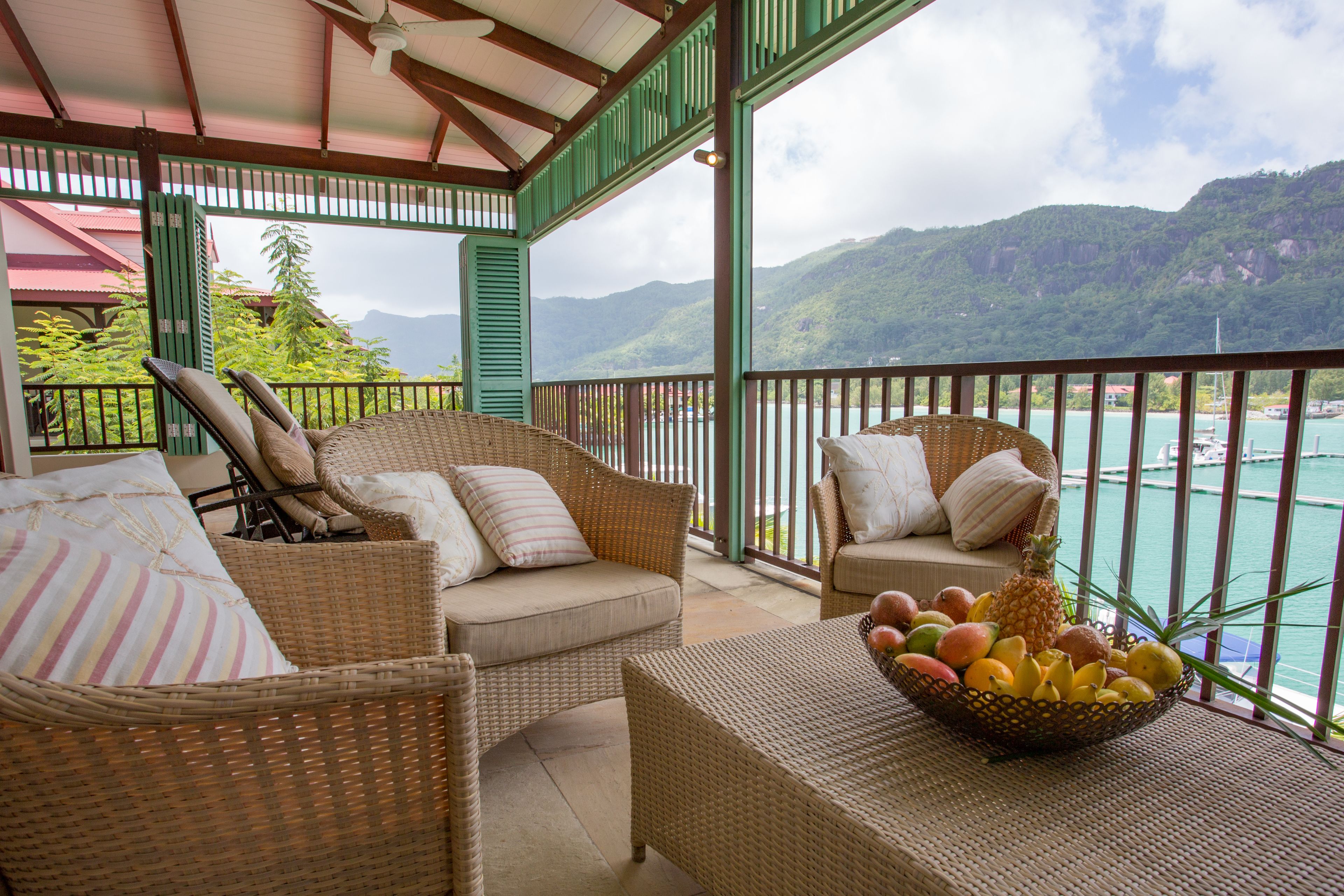 เพนท์เฮาส์, 3 ห้องนอน, ริมทะเล | ระเบียง