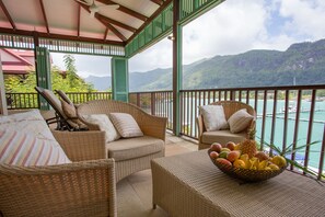 Penthouse, 3 habitaciones, frente al mar | Balcón