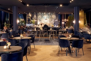 Bar (en la propiedad)