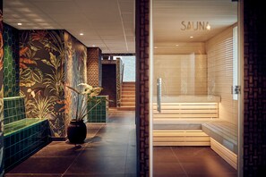 Sauna, baño de vapor, tratamientos corporales y tratamientos faciales