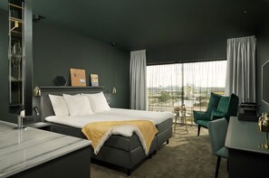 Comfort Room, Ensuite (Open Bathroom) | In-room safe, desk, laptop workspace, blackout curtains - Van der Valk Amsterdam Amstel (Amsterdam)