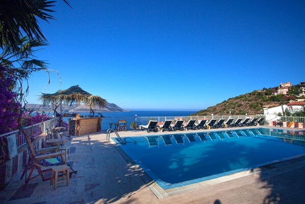 Standard Room, Sea View | Private pool