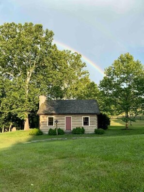 Exterior - Cabin in Kentucky Horse Country (Bourbon County)