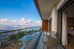 1 bedroom, Egyptian cotton sheets, premium bedding, down duvets - Radisson Blu Hotel Trabzon (Trabzon)