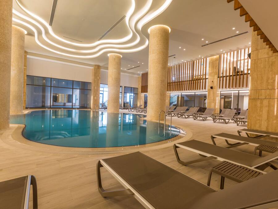Indoor pool, seasonal outdoor pool