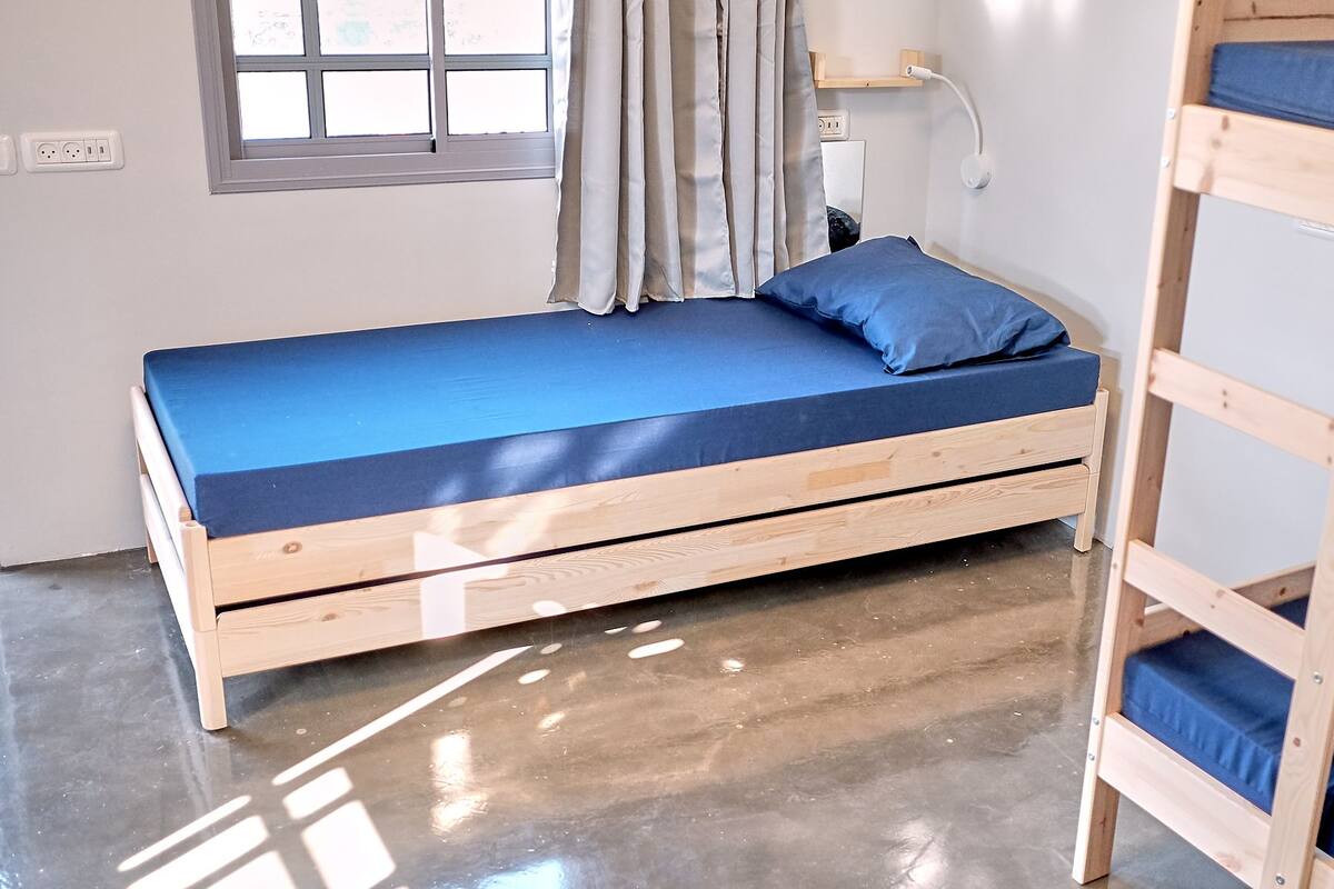 In-room safe, desk, iron/ironing board, free WiFi