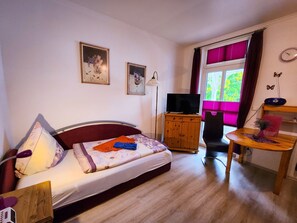 1 bedroom, travel cot, WiFi - Haus Wylich 505 - Haus Wylich (with indoor pool) (Binz)