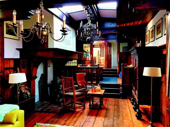 Appartement, 3 chambres | Salle de séjour