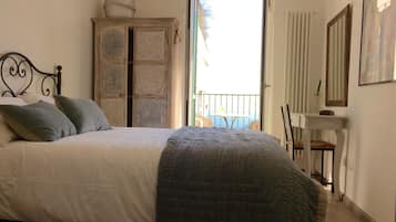 1 camera, ferro/asse da stiro, Wi-Fi, lenzuola