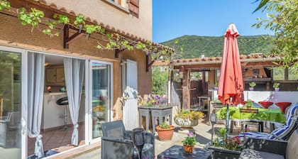 Homerez - Viehättävä talo Arles sur Techissä vuoren näkymillä