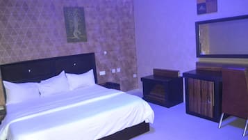 In-room safe, desk, laptop workspace, soundproofing