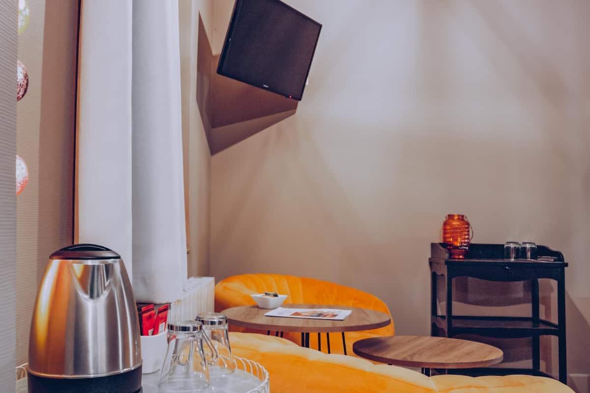 Double Room, Private Bathroom (Chambre Coton)