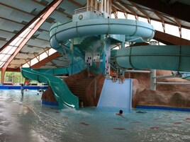 Piscine couverte, piscine extérieure