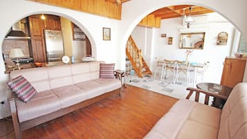 Vila exclusiva | Sala de estar | TV LED