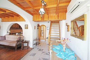 Exclusive Villa | Living room - Bozcaada Denizyildizi Otel (Bozcaada)