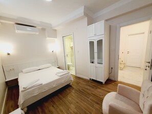 Economy Room, No view, Basement - Bozcaada Denizyildizi Otel (Bozcaada)