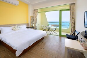 Unclassified image, 4 of 49, button - FishHome 15 (NO ELEVATOR, Children under six years old are not allowed) (New Taipei City)