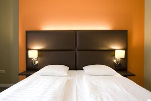 In-room safe, desk, soundproofing, cribs/infant beds