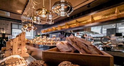 Hotel Roermond Next Door