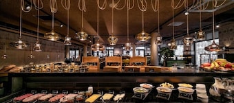 Hotel Roermond Next Door