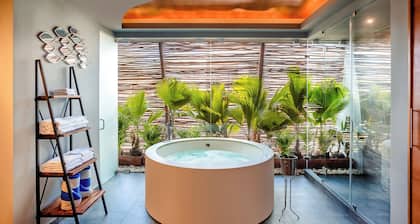 Mia Bacalar Luxury Resort & Spa