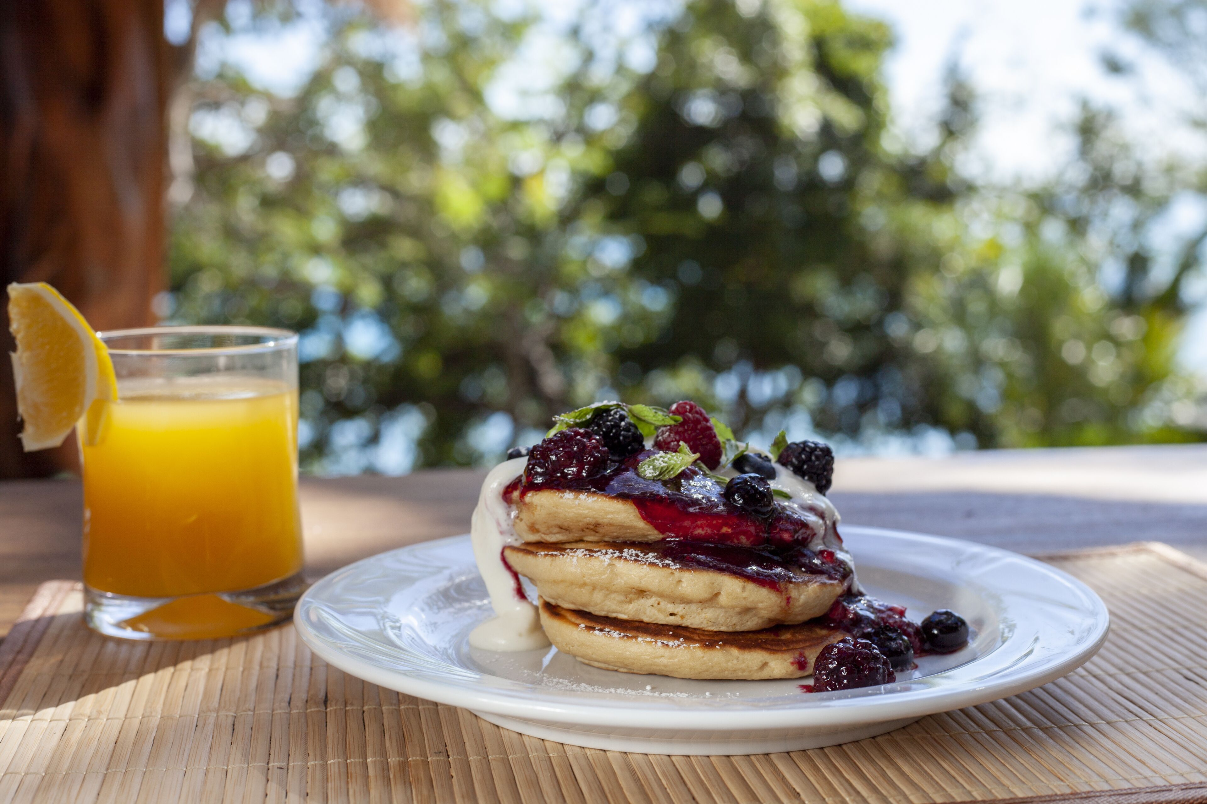 free daily continental breakfast