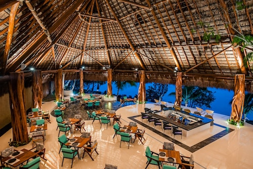 Mia Bacalar Luxury Resort & Spa