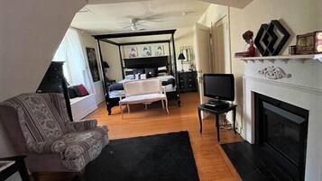 Premier Room, 1 King Bed