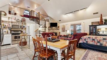 Grand Room, Multiple Beds, Fireplace, Annex Building | Individually decorated, individually furnished, iron/ironing board