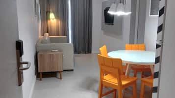 TV de tela plana 32 polegadas com canais digitais, Netflix