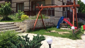 Außen-Kinderspielplatz