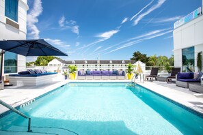 Piscine extérieure