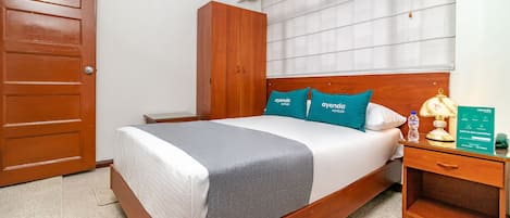 Quarto casal standard | Roupas de cama premium, frigobar, Wi-Fi de cortesia, roupa de cama