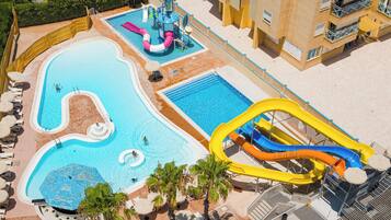 Children’s play area – outdoor