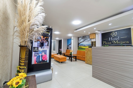 Reception. Hotel Plaza Muisca